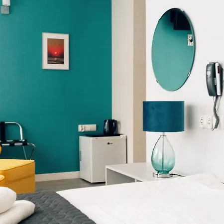 ベッド・アンド・ブレックファスト Flaming