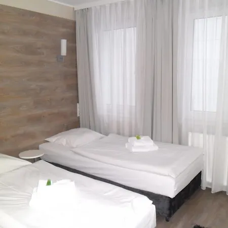 Flaming Bed & Breakfast 3*