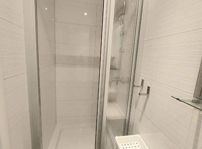 לינה וארוחת בוקר Flaming