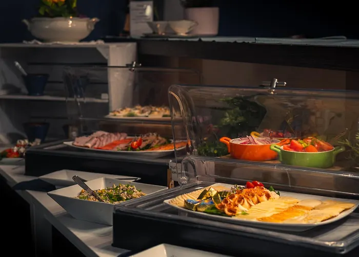 Flaming לינה וארוחת בוקר