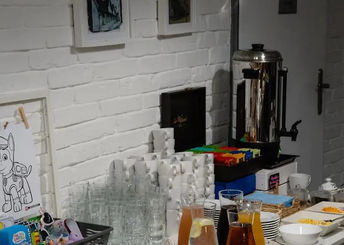 Flaming לינה וארוחת בוקר 3*