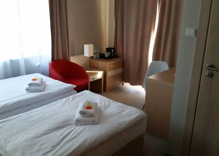 ベッド・アンド・ブレックファスト Flaming